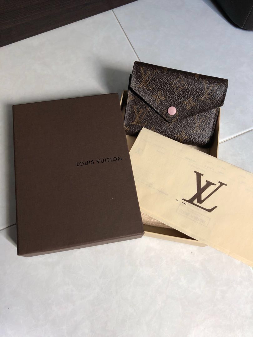 Louis Vuitton Replica M62472 Monogram Canvas Victorine Wallet