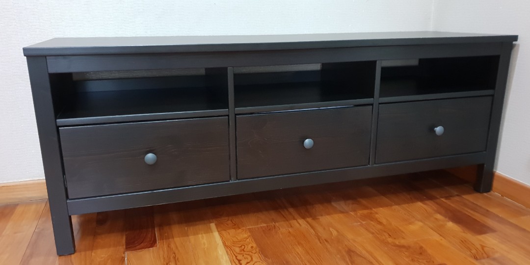 Meja Tv Ikea S Hemnes Perabotan Rumah Di Carousell