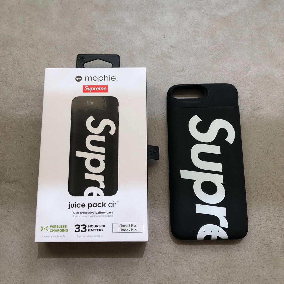 SUPREME MOPHIE BATTERY PACK *IPHONE 7/8