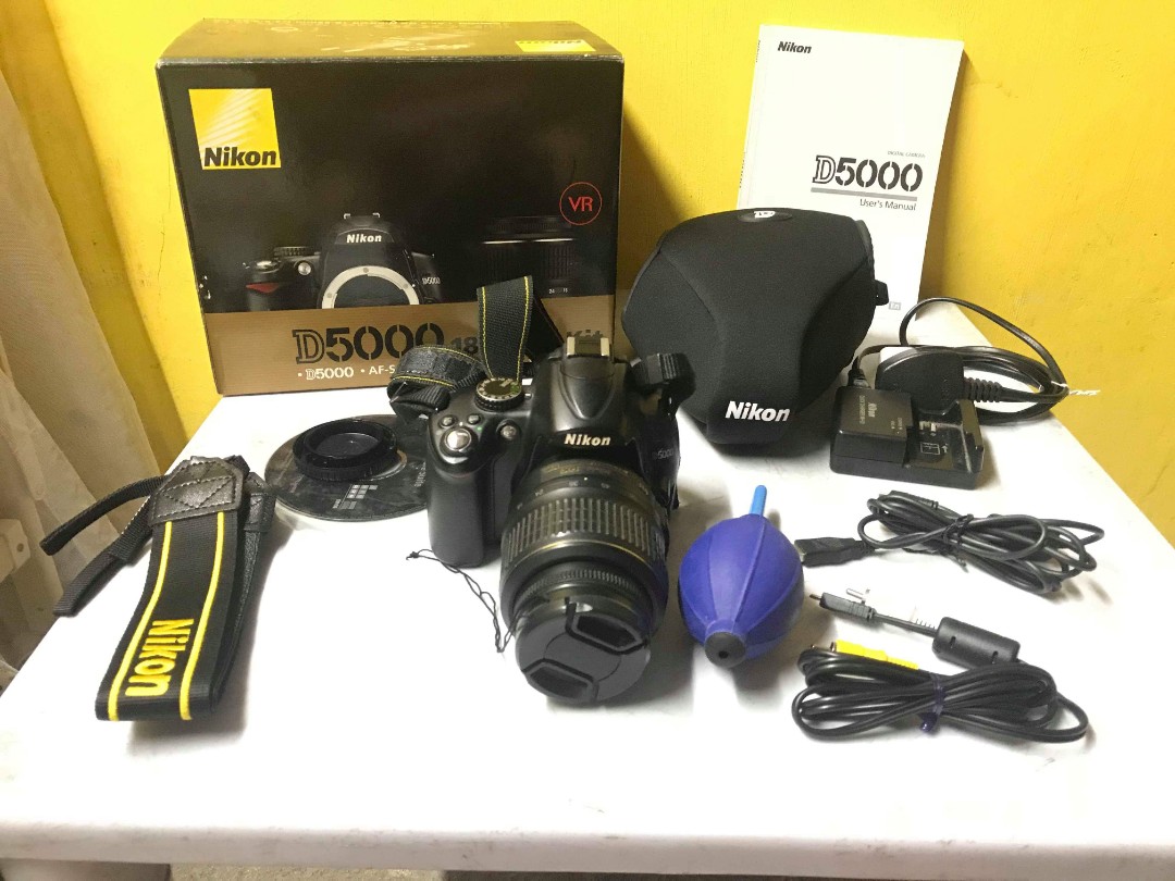 NIKON DSLR D5000 FLIP SCREEN WITH VIDEO, Photography, Video Cameras on
