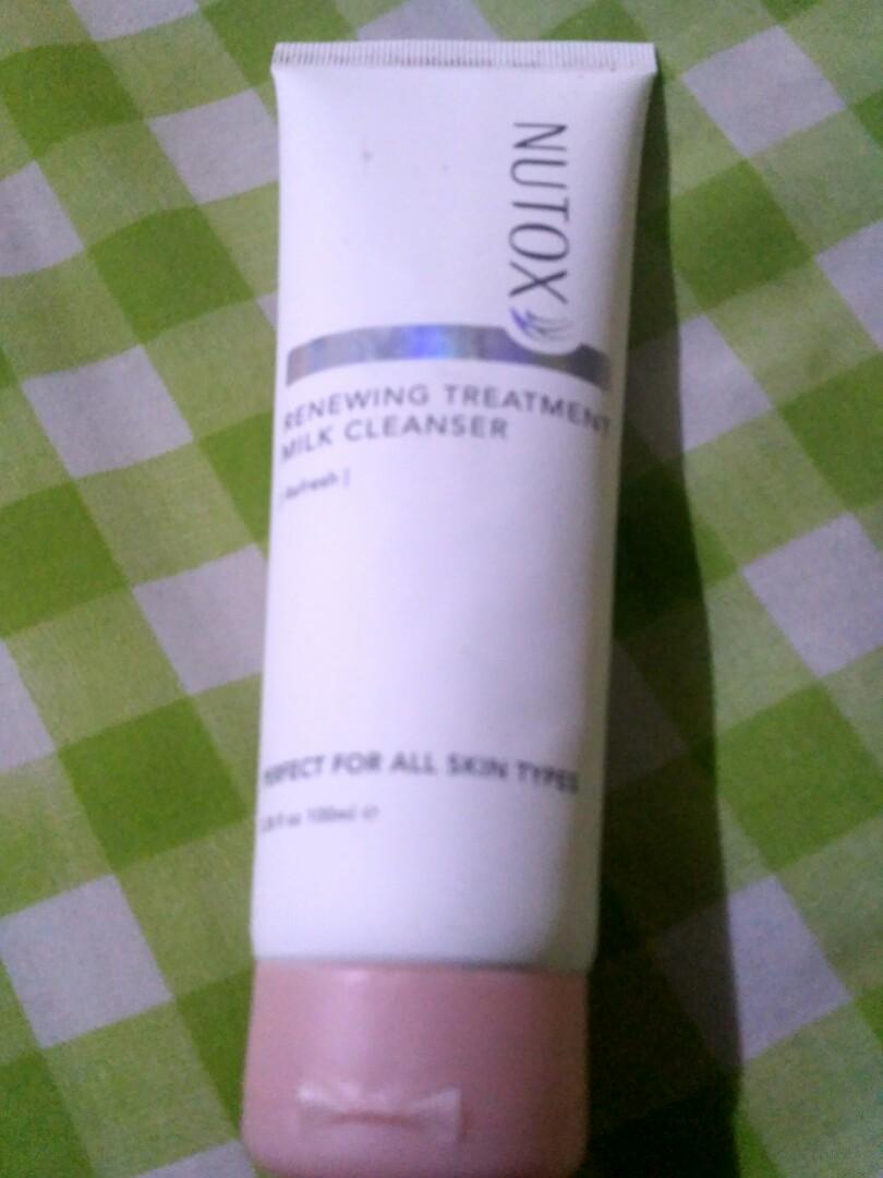 nutox milk cleanser
