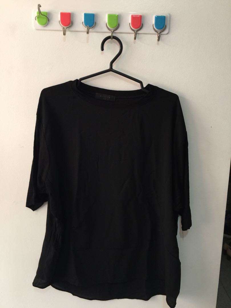 Oversized Top, Women's Fashion, Tops, Shirts on Carousell