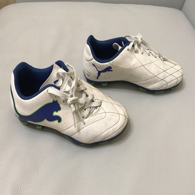 football soccer shoes for kids 白色 