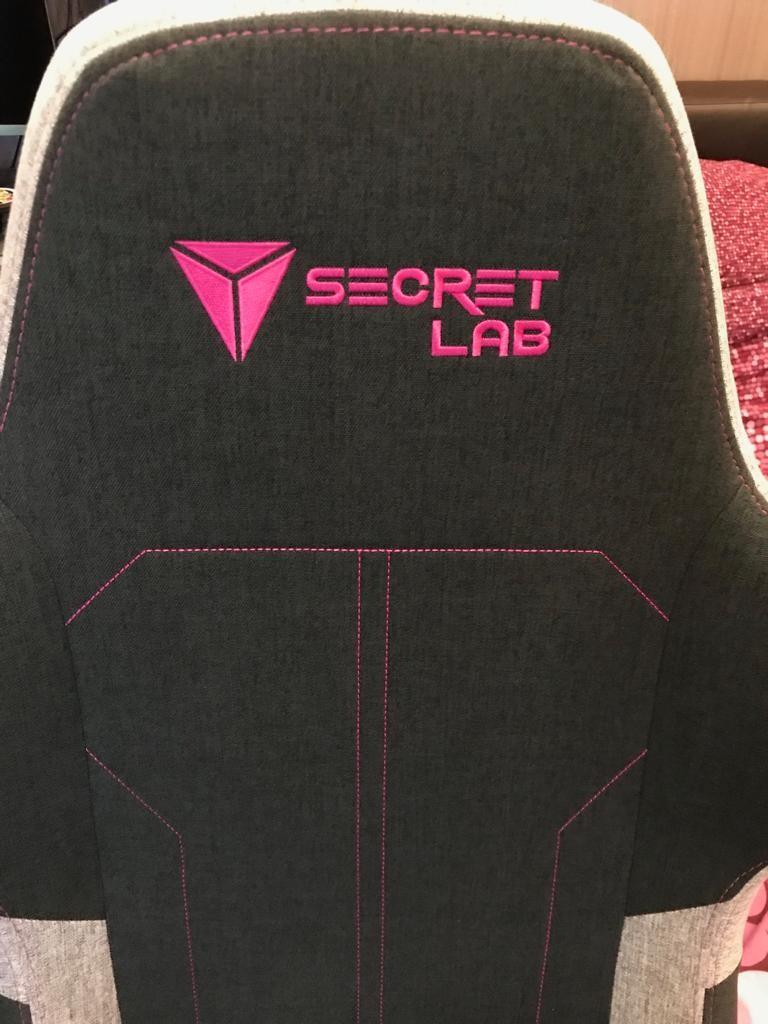 Secretlab Throne 2018 SoftWeave Coal Pink, Furniture ...