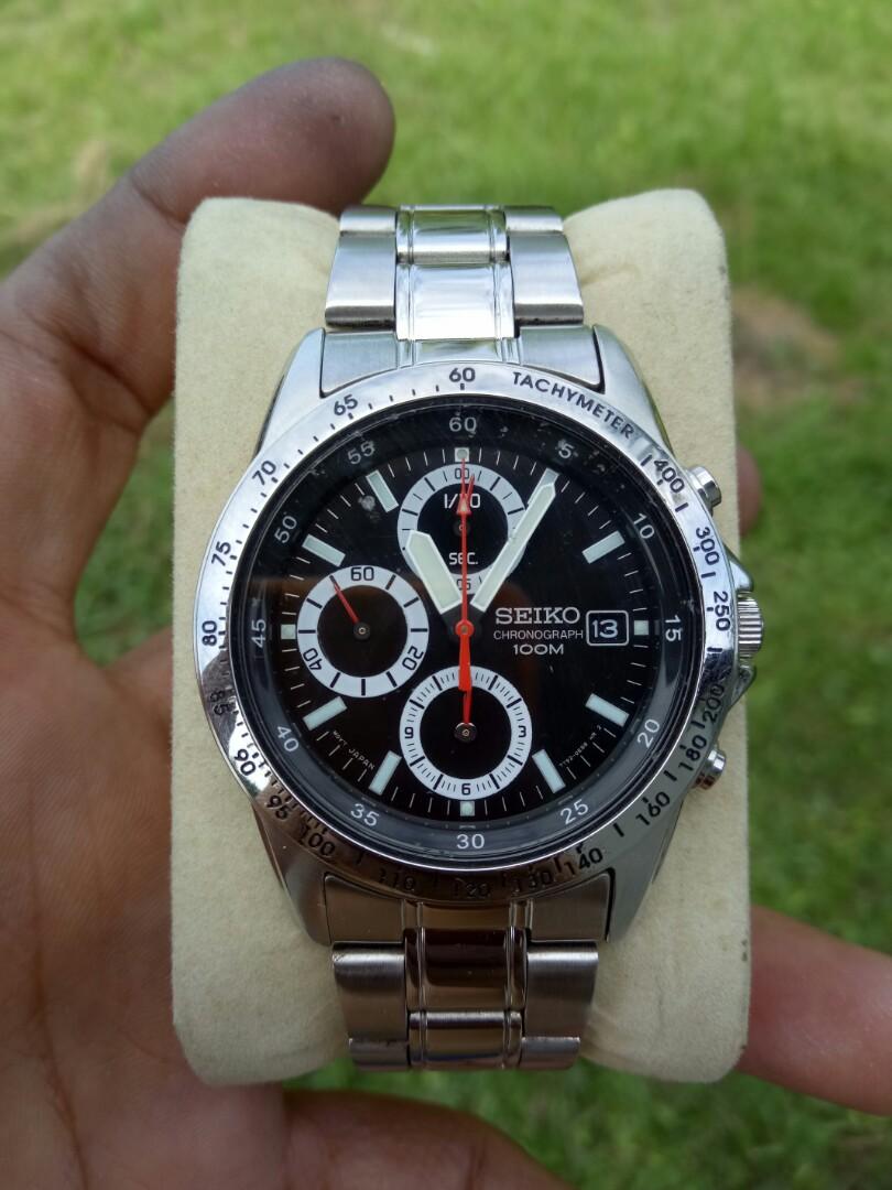 Seiko chronograph 7t92 quartz japan movement, Men's Fashion, Watches &  Accessories, Watches on Carousell