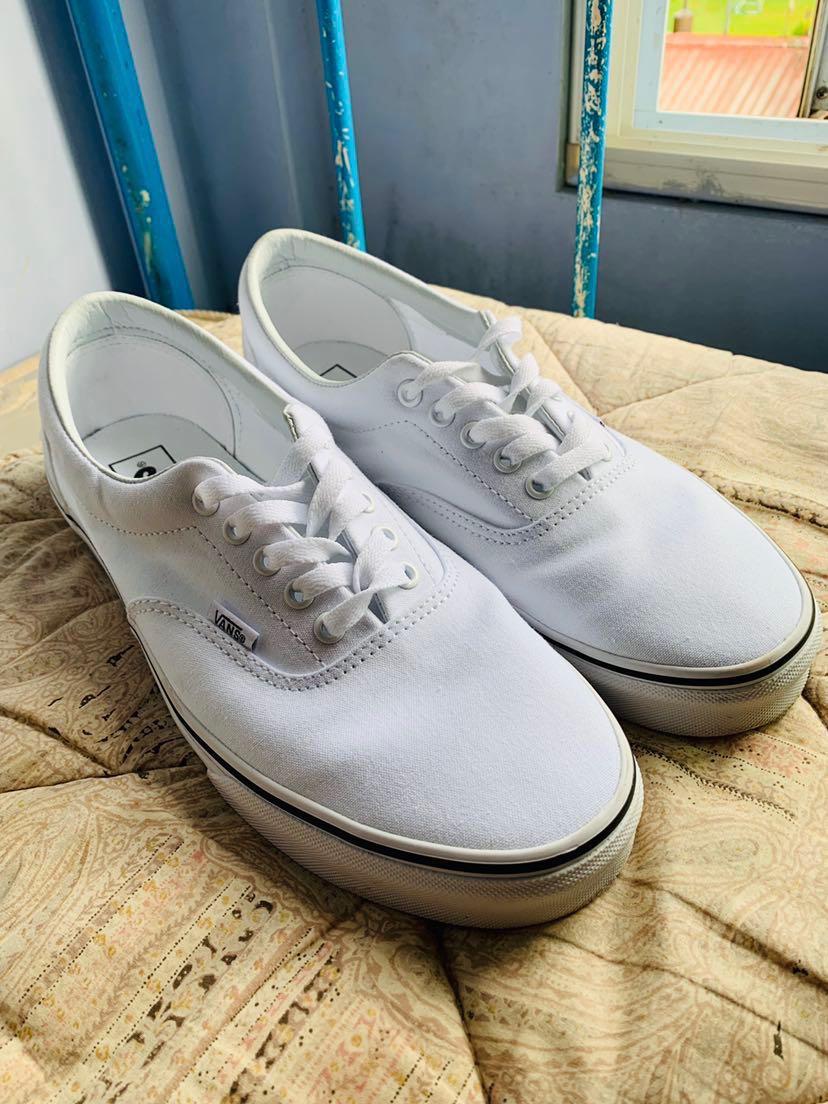 Vans Era True White Men s Fashion Footwear Sneakers on Carousell