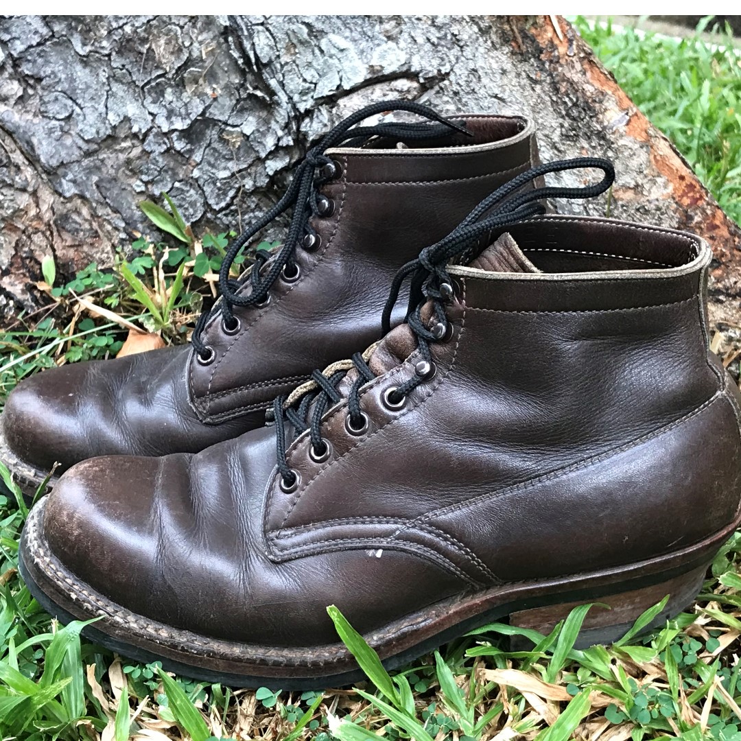 ee in boots width