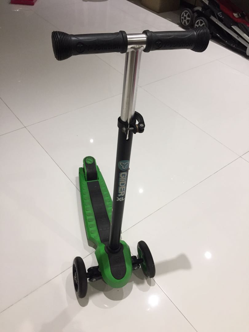 Y Glider XL 3Wheel Scooter (for kids), by YVolution, Sports Equipment