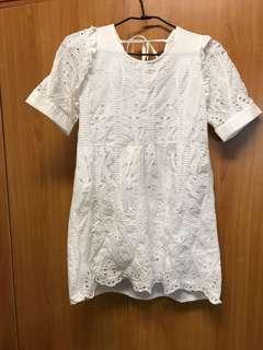 出清 近全新 正韓 雕花 氣質 白色 小洋裝