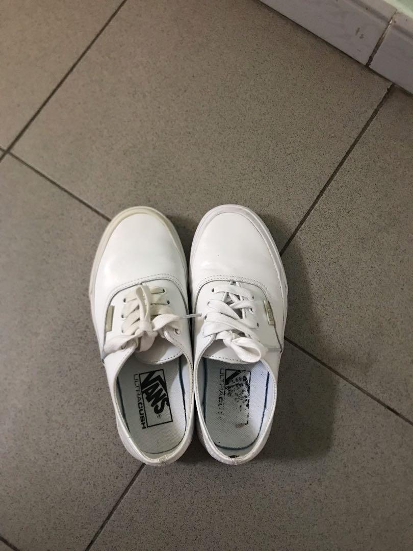 vans pure white