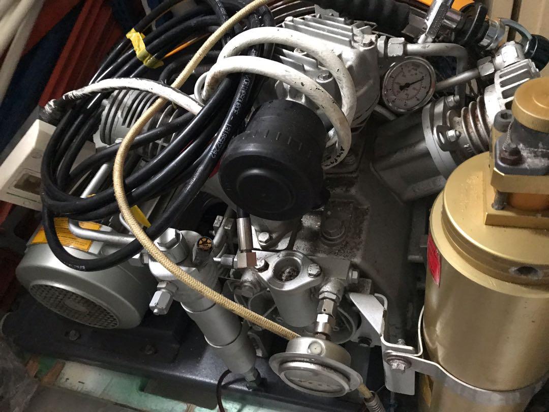 Bauer PE250 Compressor, Sports Equipment, Sports & Games, Water Sports