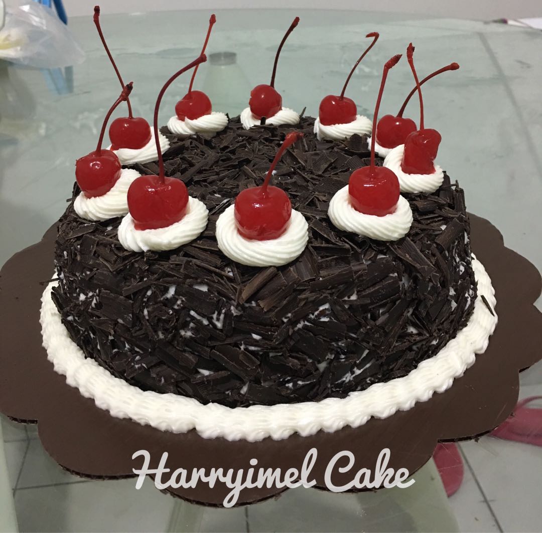 Blackforest Cake Kue Ulang Tahun Kue Tart Food Drinks Baked