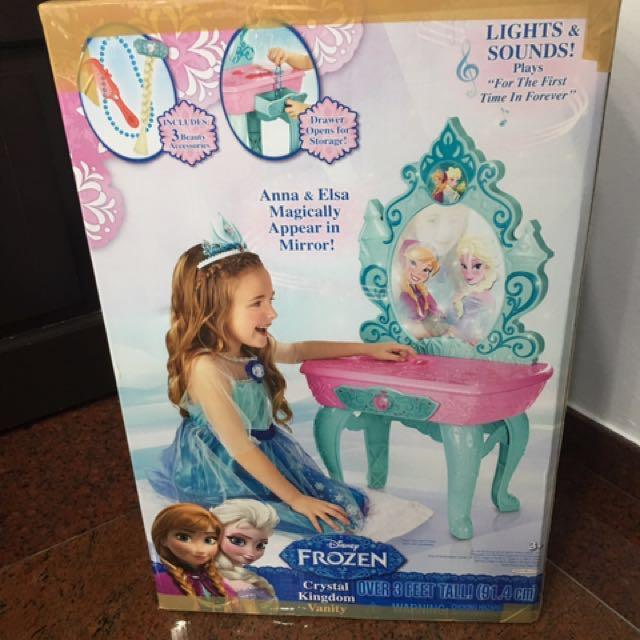 frozen crystal kingdom vanity