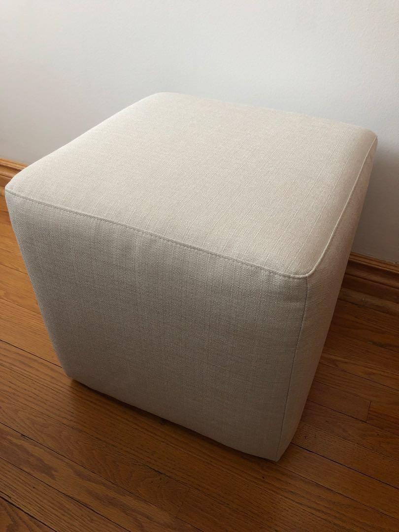 Eq3 ottoman shop