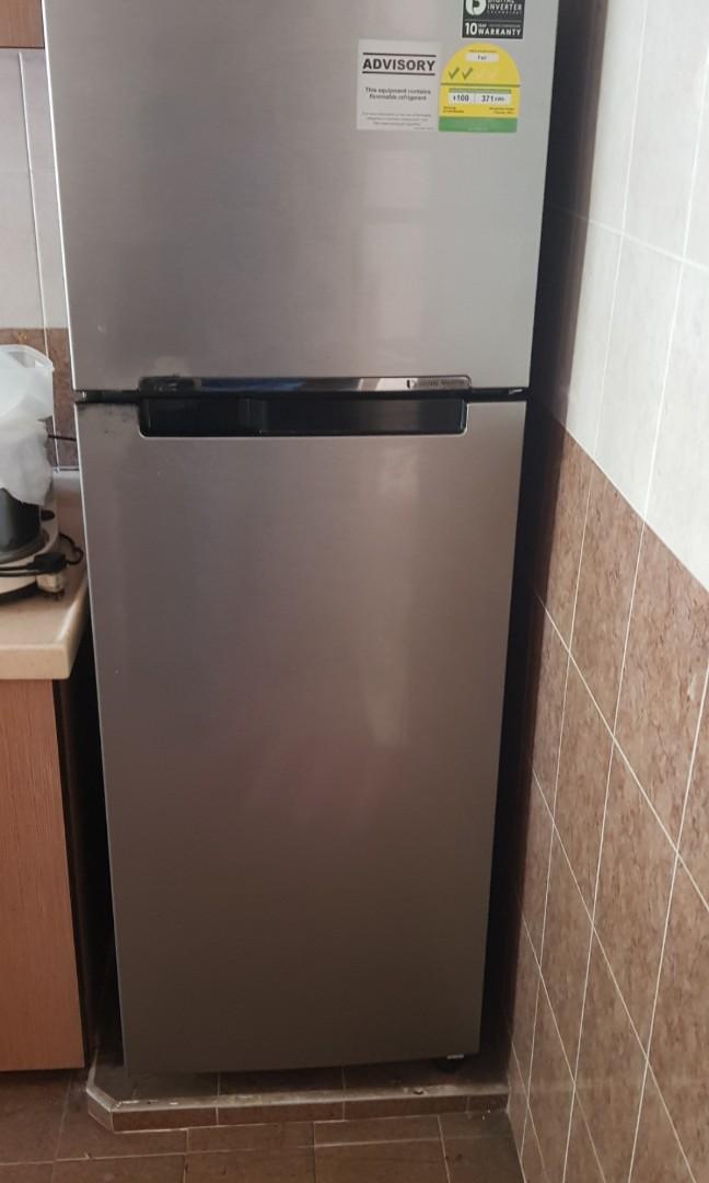 Urgent sale !! FRIDGE USED BY MUSLIM FAMILY FOR SALE, TV & Home