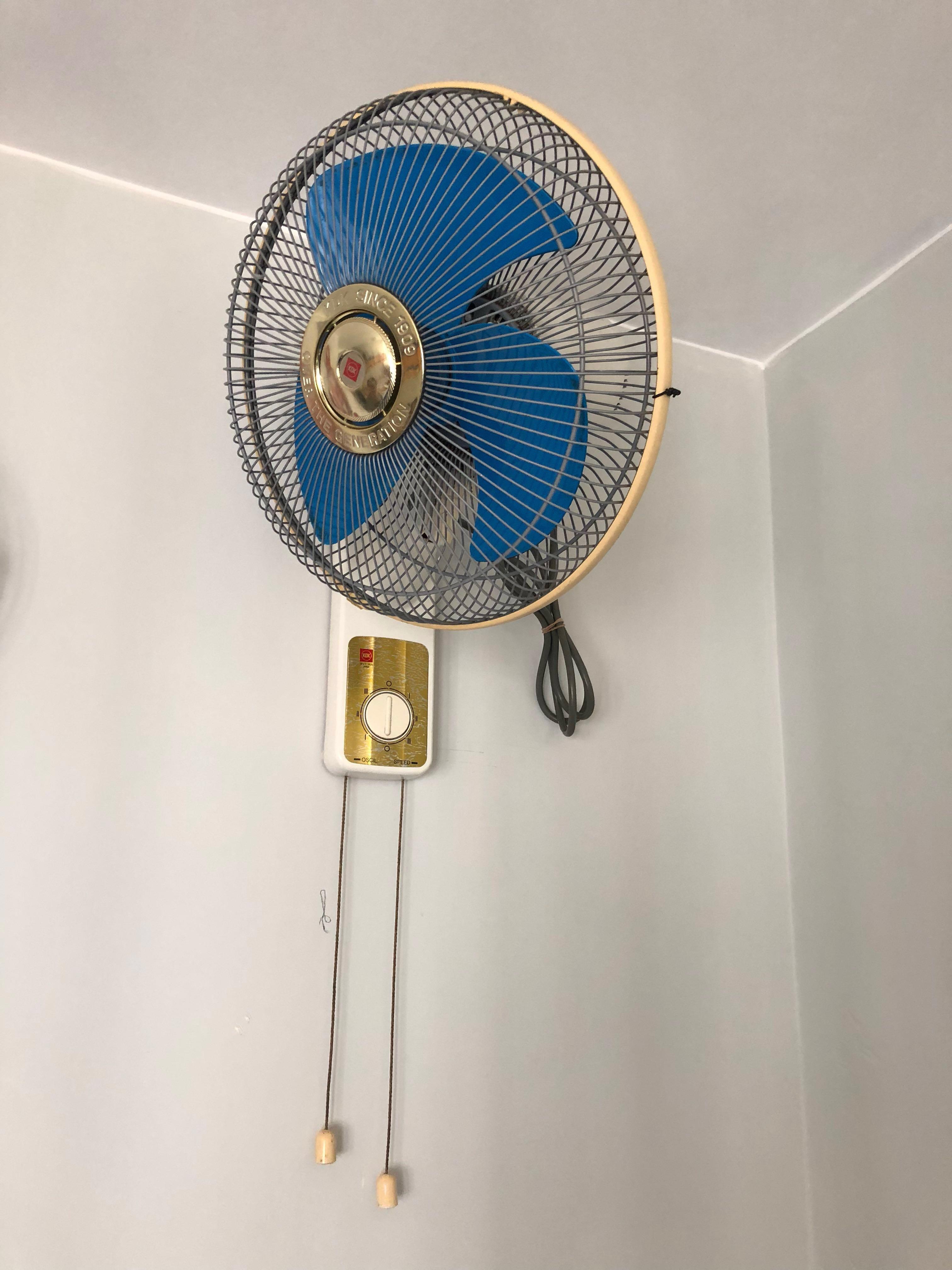 KDK V30CH 12寸掛牆風扇（鐵扇頁）, 電腦＆科技, 手提電腦 - Carousell