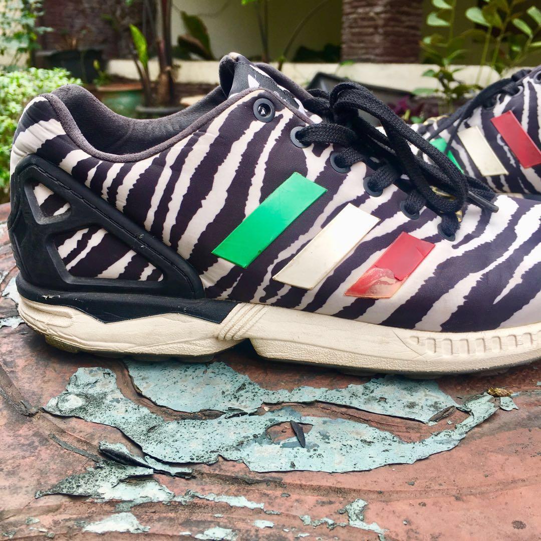 Kolektor Juventus Adidas Zx Flux Italia Independent Day Sepatu Juventus