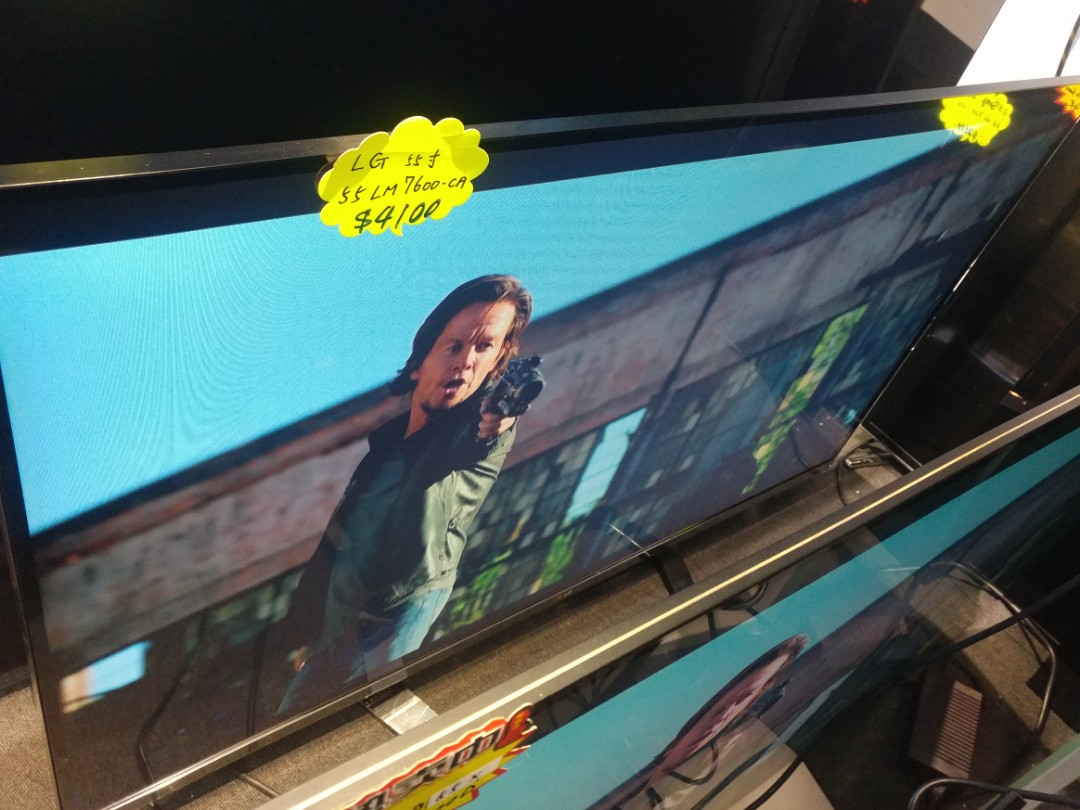 平賣LG 55LM7600 3D Smart TV 55寸 超靚畫質, 家庭電器, 電視 & 其他娛樂, 電視 Carousell
