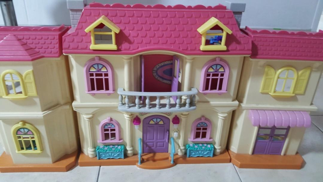 Lps House, Hobbies & Toys, Toys & Games on Carousell