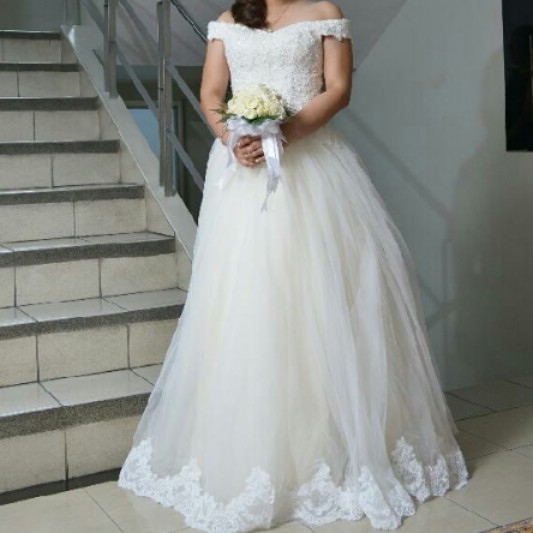Moira wedding store gown