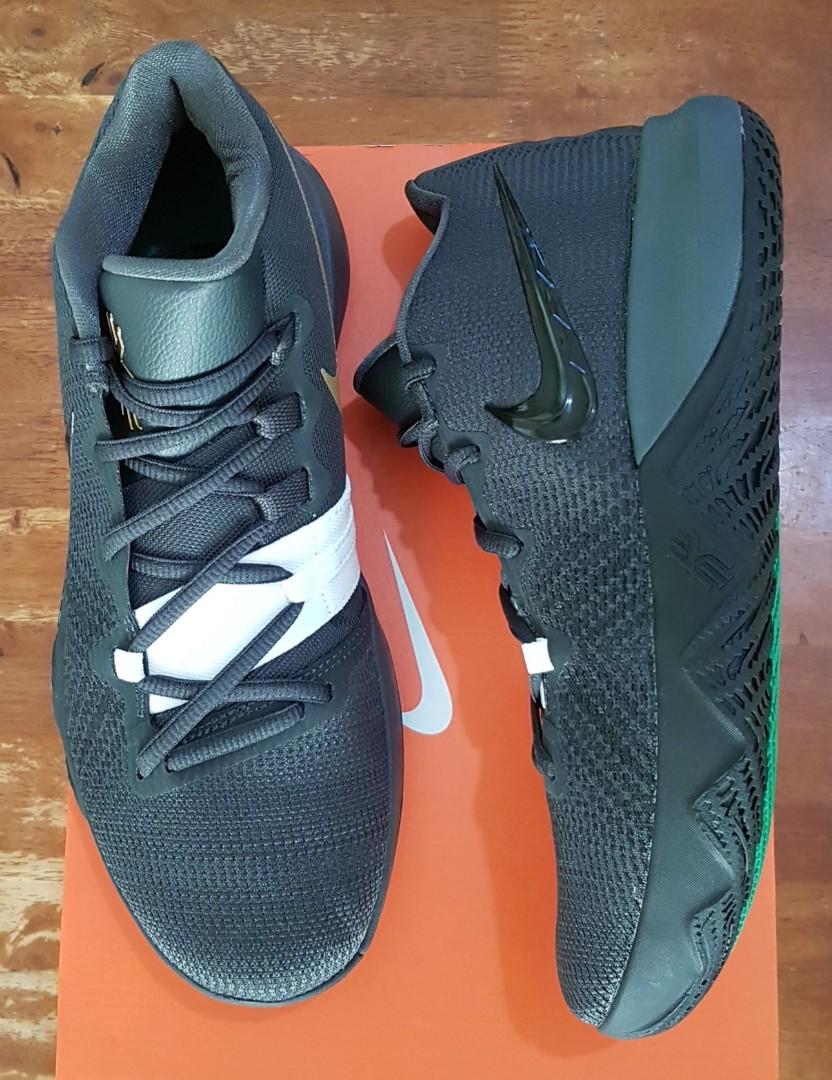 Nike Kyrie Flytrap size 8 US for men Men s Fashion Footwear Sneakers on Carousell