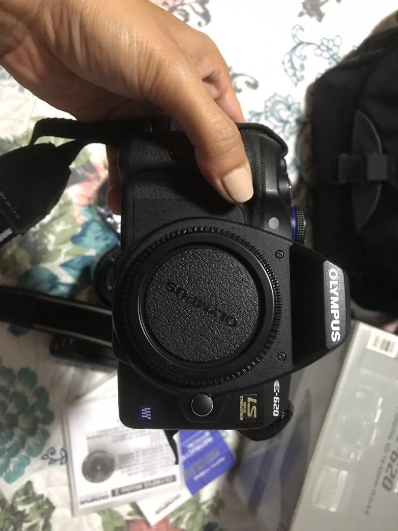 Olympus DSLR E-620 (Category: Cameras) located in Makati City. Submitted by purchasing123 (Listing ID 203121625, Image 3). Description: Olympus Evolt E620 12.3MP DSLR with IS, 2.7-inch Swivel LCD with 14-42mm f/3.5-5.6 Zuiko Lens Good as new, all inclusion are still intact. Properly keep, all are originals and functions well..