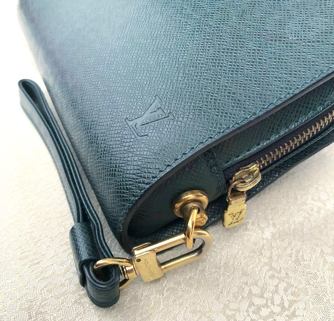 Authentic LV Taiga Clutch: Discounted 188337/1 | Rebag