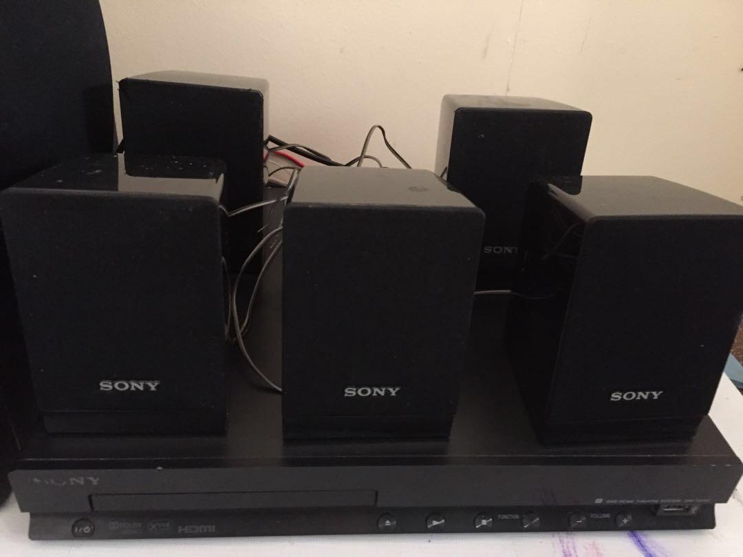 Rush Original Sony home theater speaker/dvd set.., Audio, Soundbars, Speakers & Amplifiers on