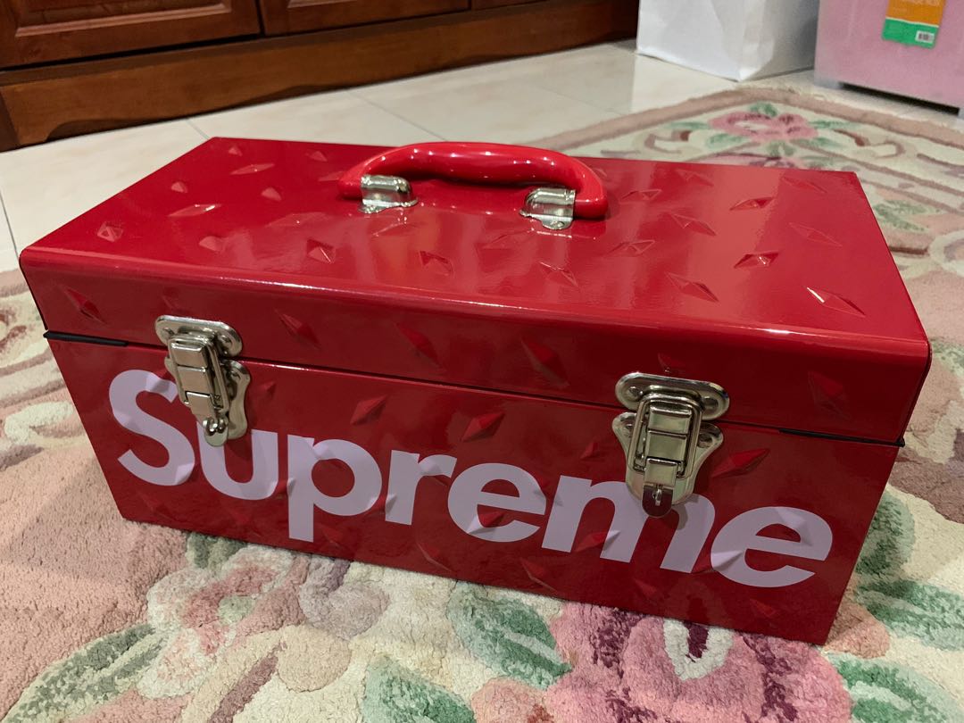 Supreme Diamond Plate Tool Box Red, Men's Fashion, Watches  Accessories,  Jewelry on Carousell