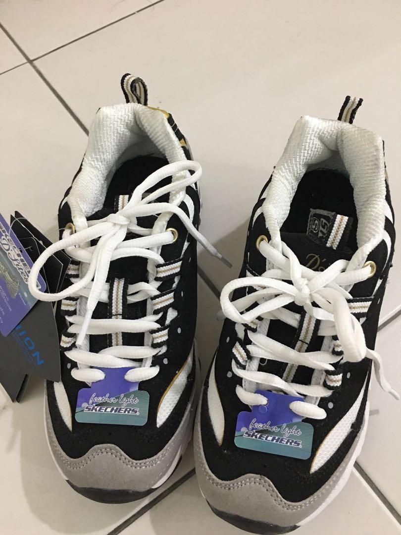 Women Sports Shoes Taobao Women S Fashion Footwear Sneakers On Carousell