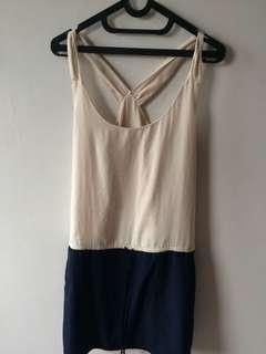dress biru putih
