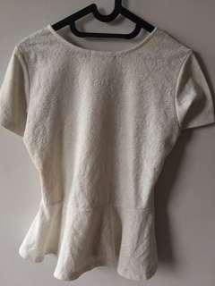 atasan peplum putih