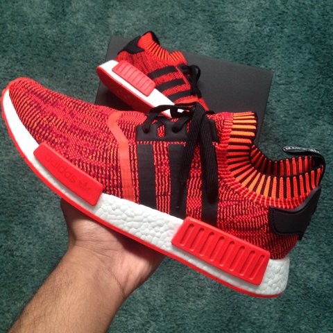 nmd r1 red apple