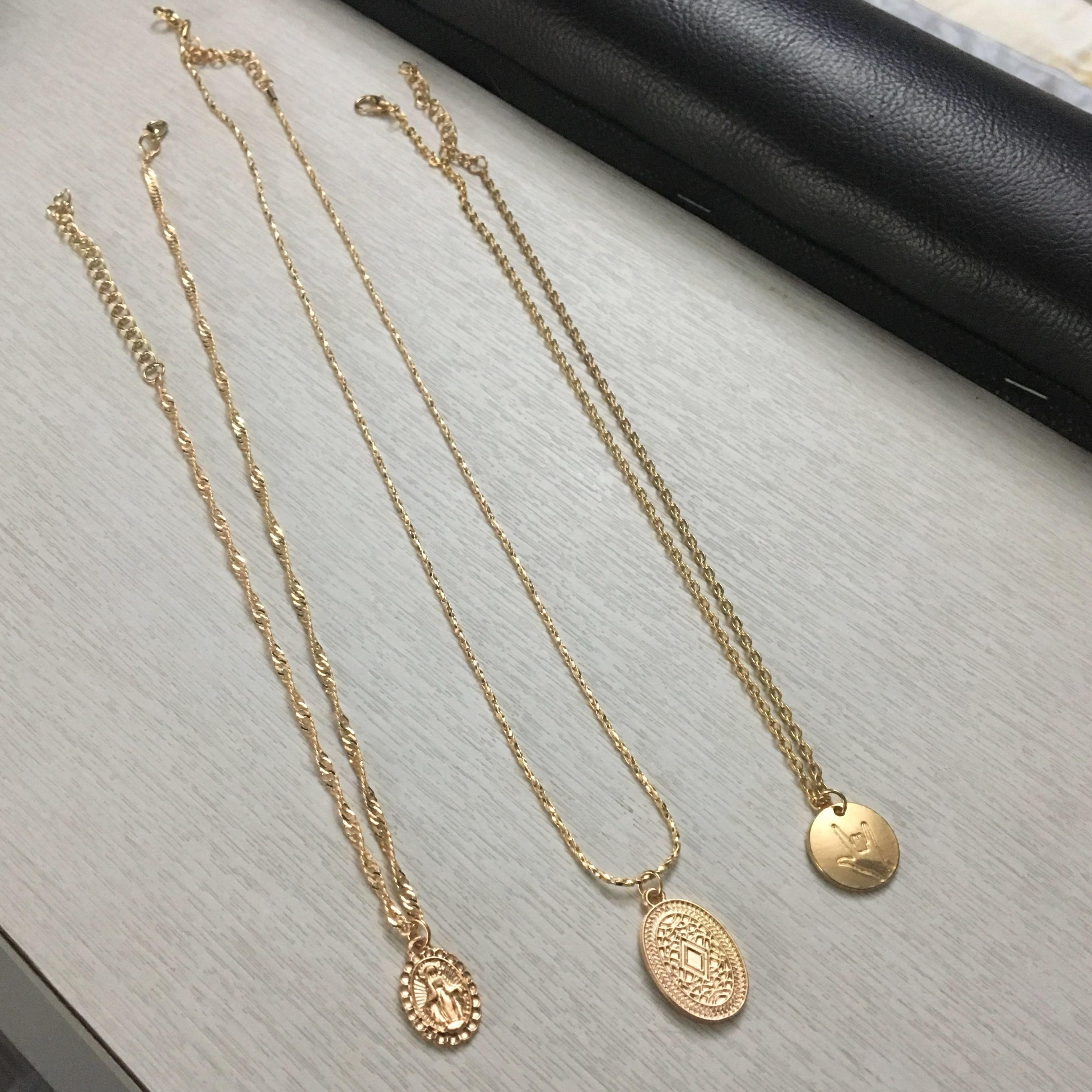 Aesthetic necklaces discount