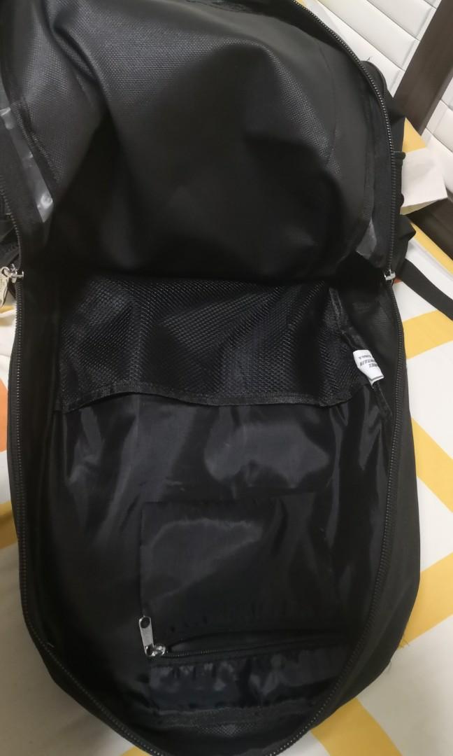 Big Backpack (Category: Backpacks) located in Singapore. Submitted by ecclaire (Listing ID 209946099, Image 3). Description: Brand: Camel Mountain Condition: almost brand new (only used 1x) Good for short travel trips as can occupy alot of things Expandable base for more space Very durable.
