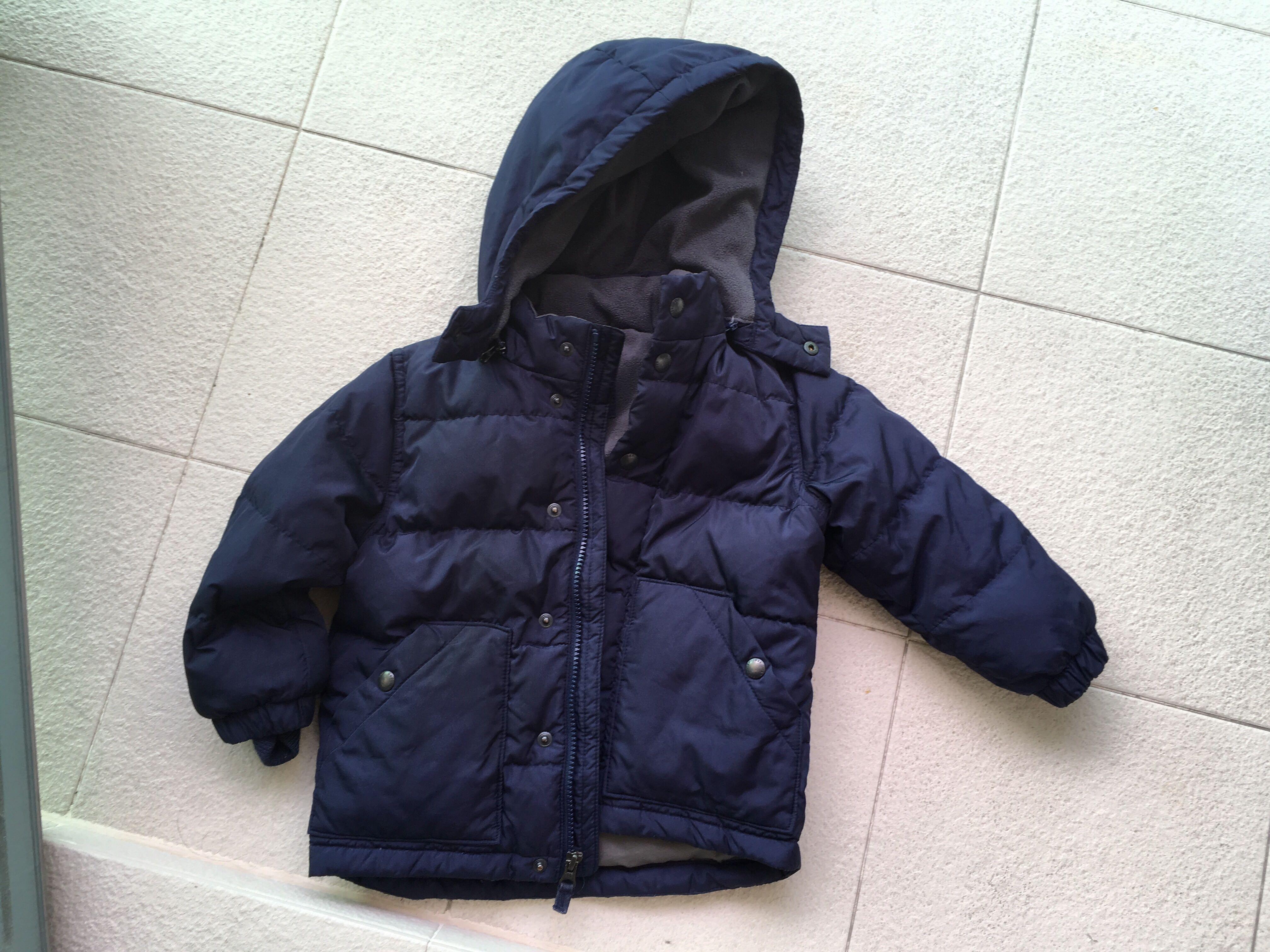 Gap down coat top