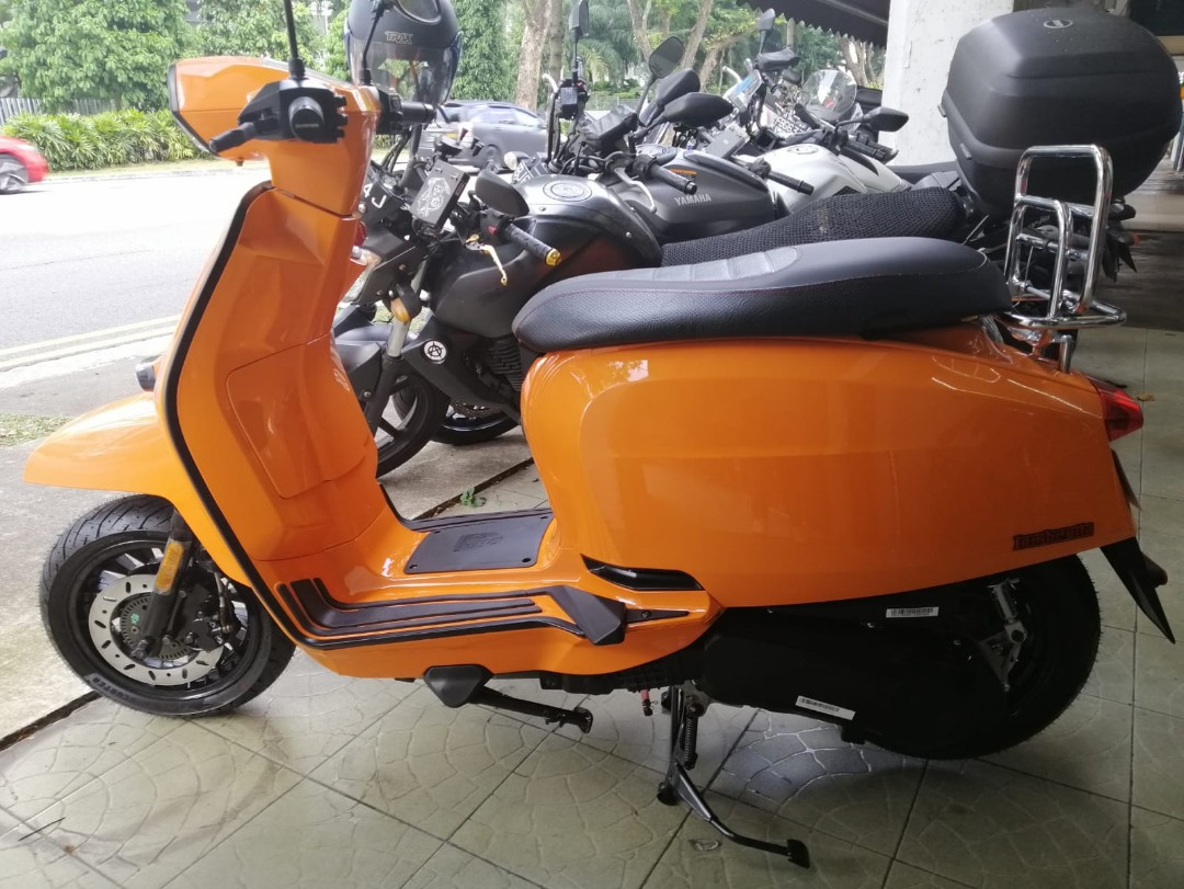 Brand New Lambretta V200 Special Motorcycles Motorcycles For Sale Class 2b On Carousell