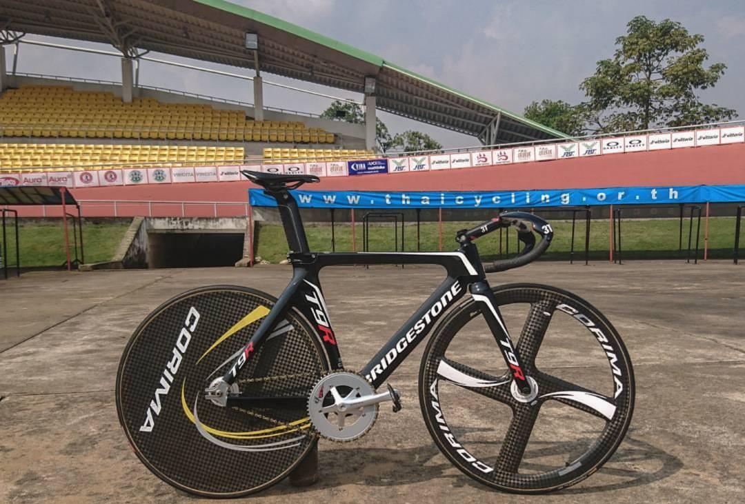 bridgestone track frame