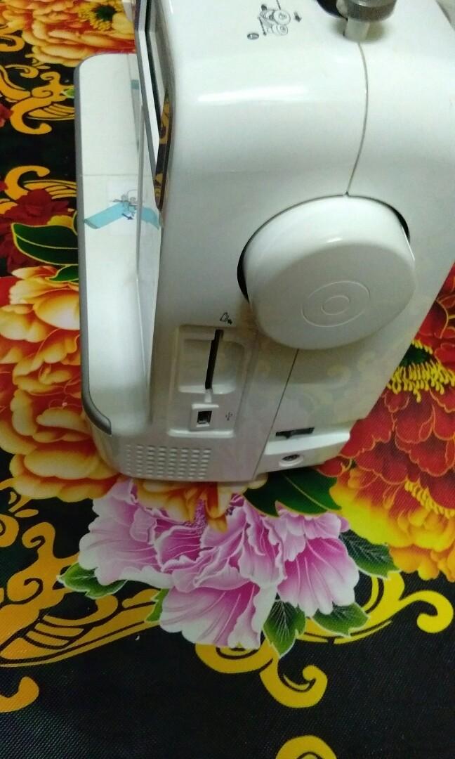Brother innovis 950 sewing machine, Health & Nutrition, Assistive