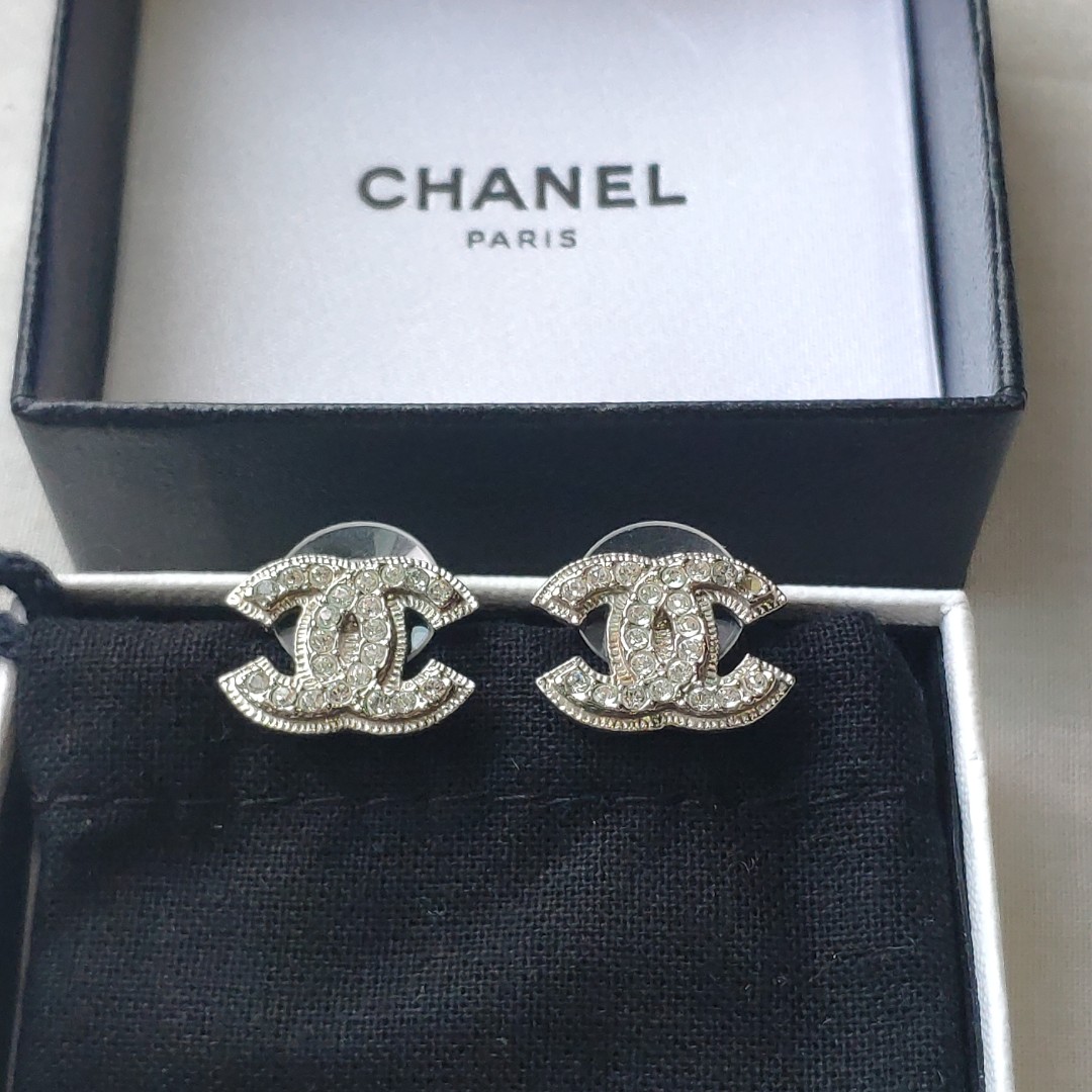 Chanel diamante earrings hotsell
