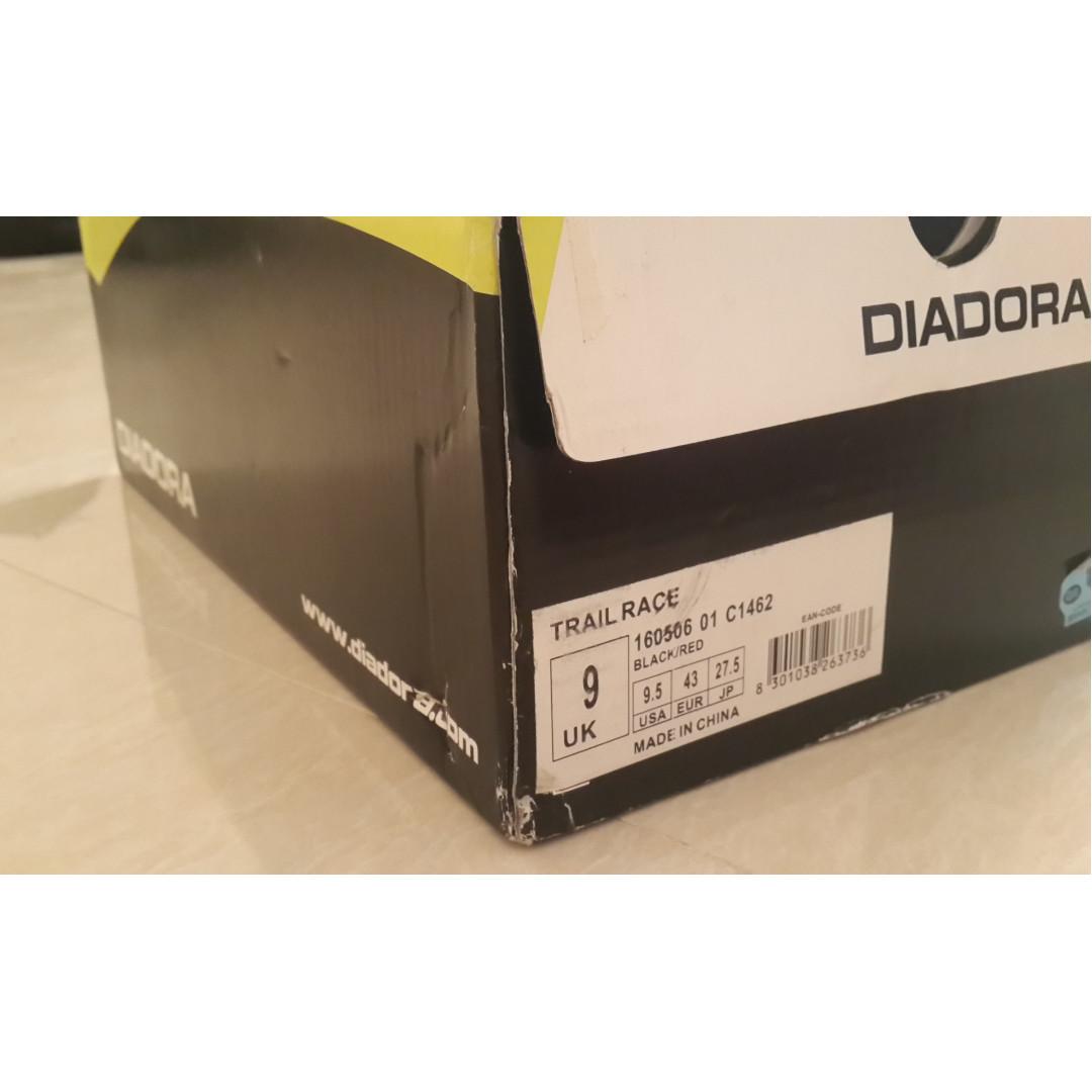 diadora trail running shoes