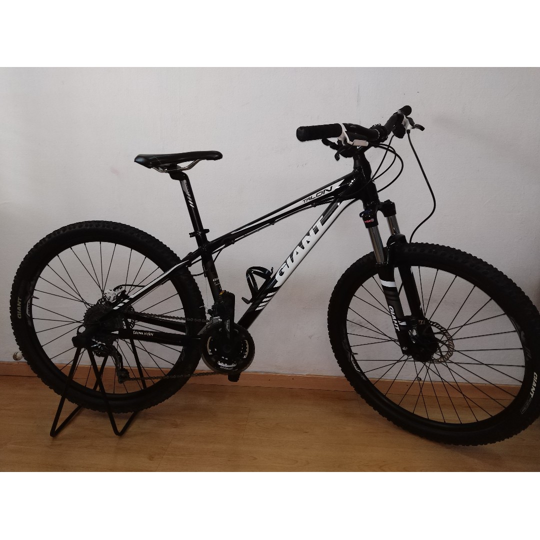 Giant Talon 3 27.5 Sports Equipment Bicycles Parts Bicycles