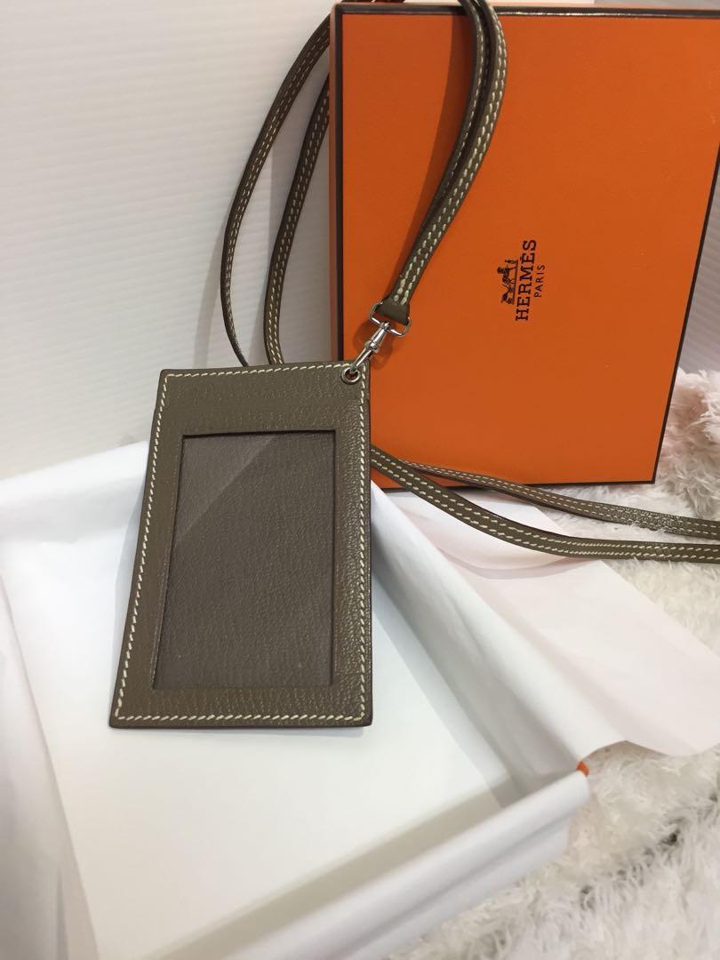 Hermes 識別證皮套掛套卡片夾 名牌精品 精品配件在旋轉拍賣