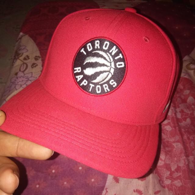 nike raptors hat