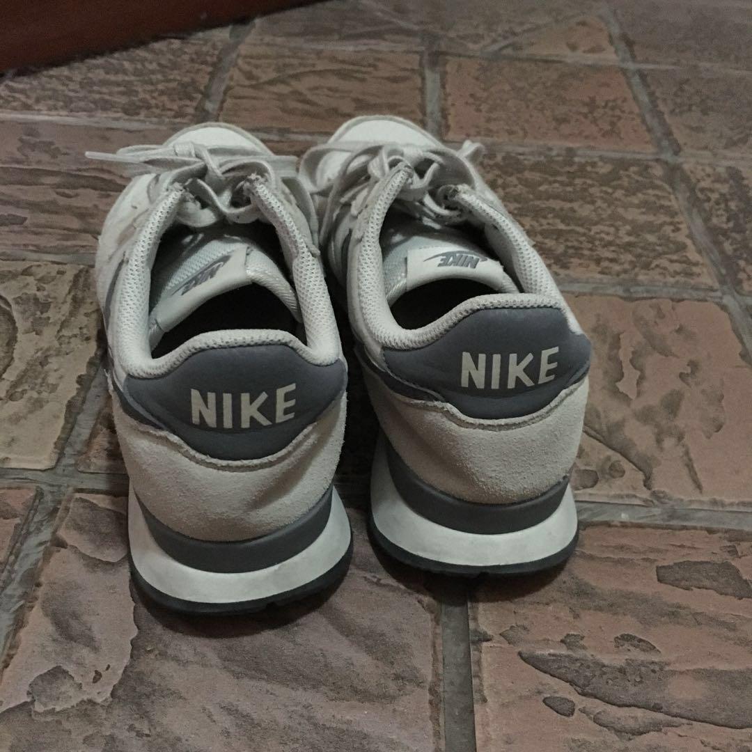 nike internationalist womens sale