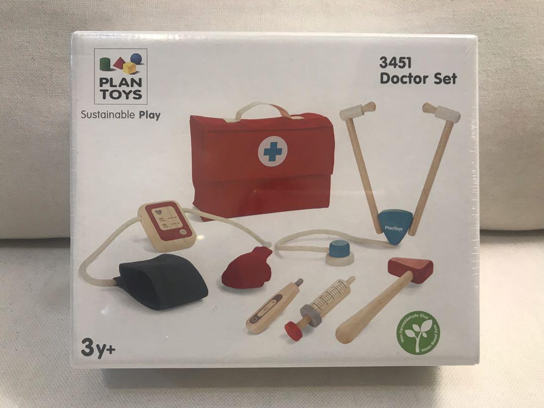 plan toys doctor play set