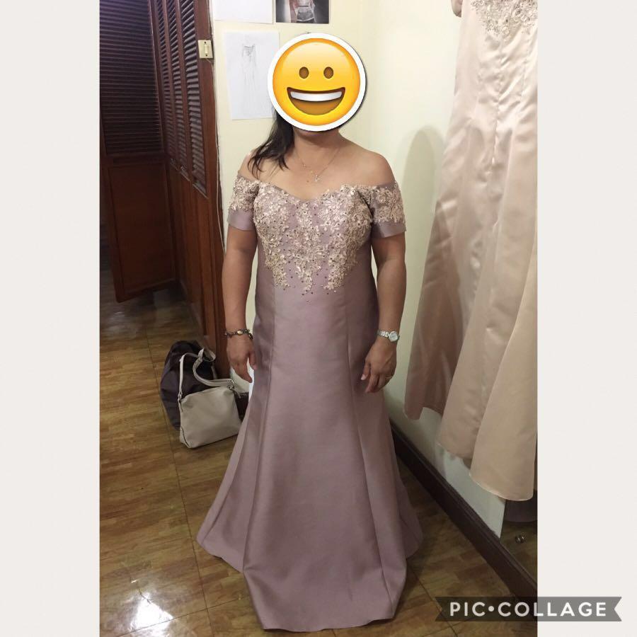 Gown for hotsell primary sponsors