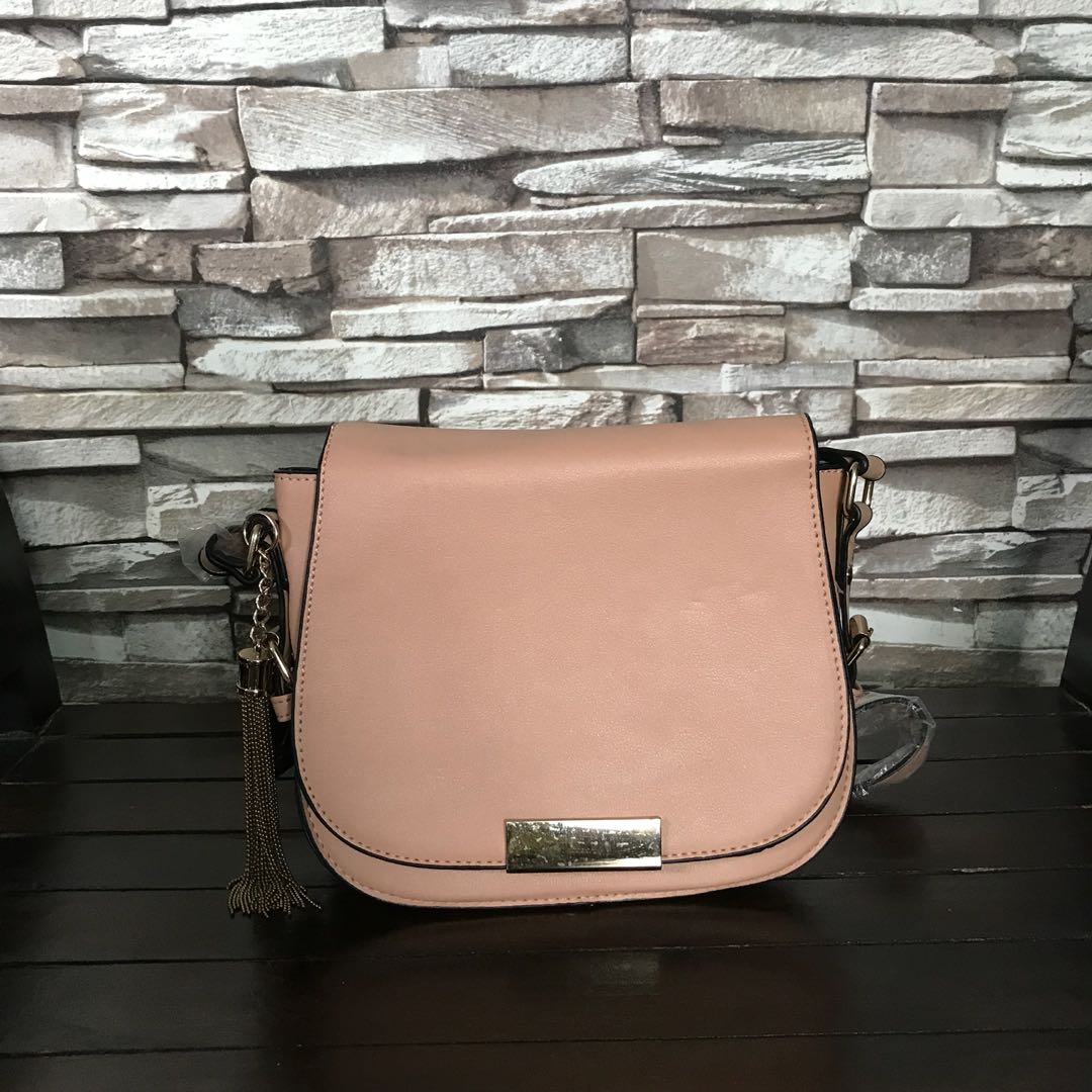 Primark Crossbody Bag, Women's Fashion, Bags & Wallets, Crossbody Bags