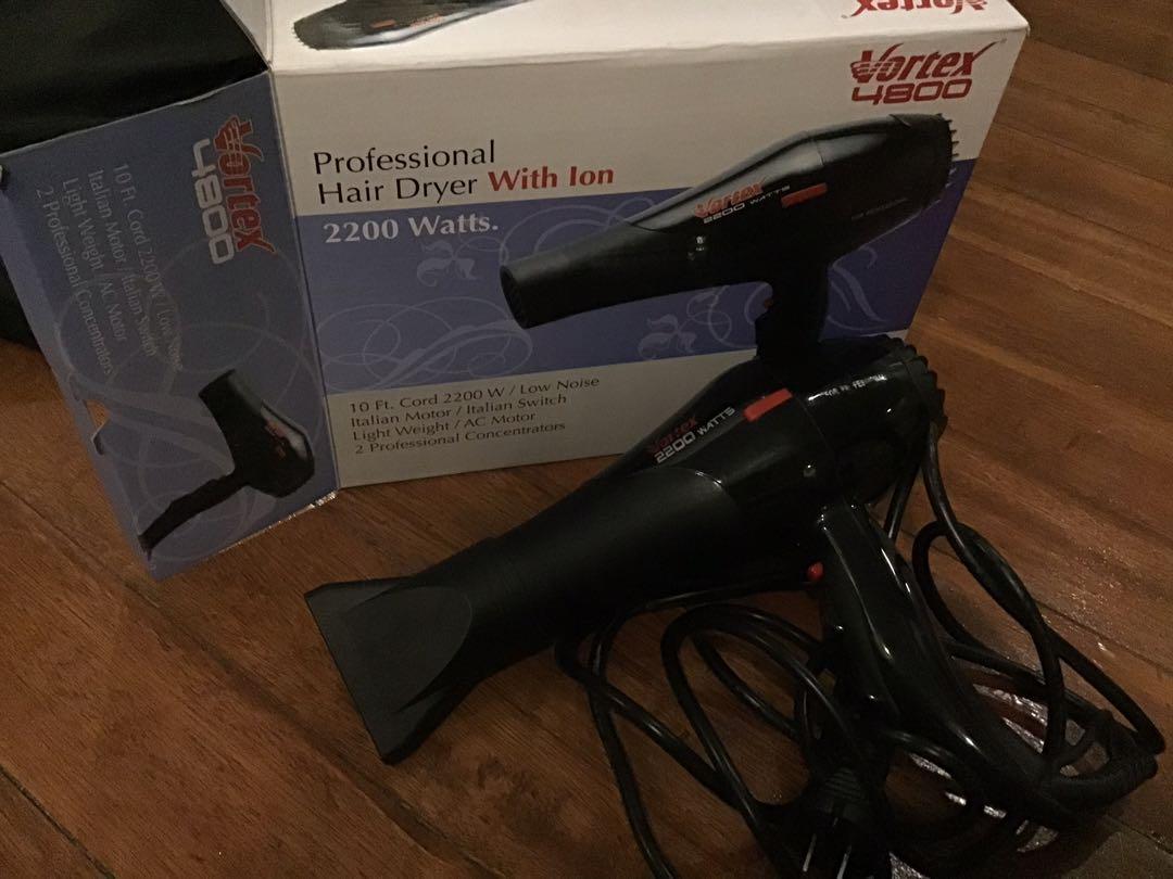PROFESSIONAL HAIR DRYER WITH ION (Category: Hair) located in Rizal. Submitted by angelicious3 (Listing ID 209984546, Image 2). Description: .