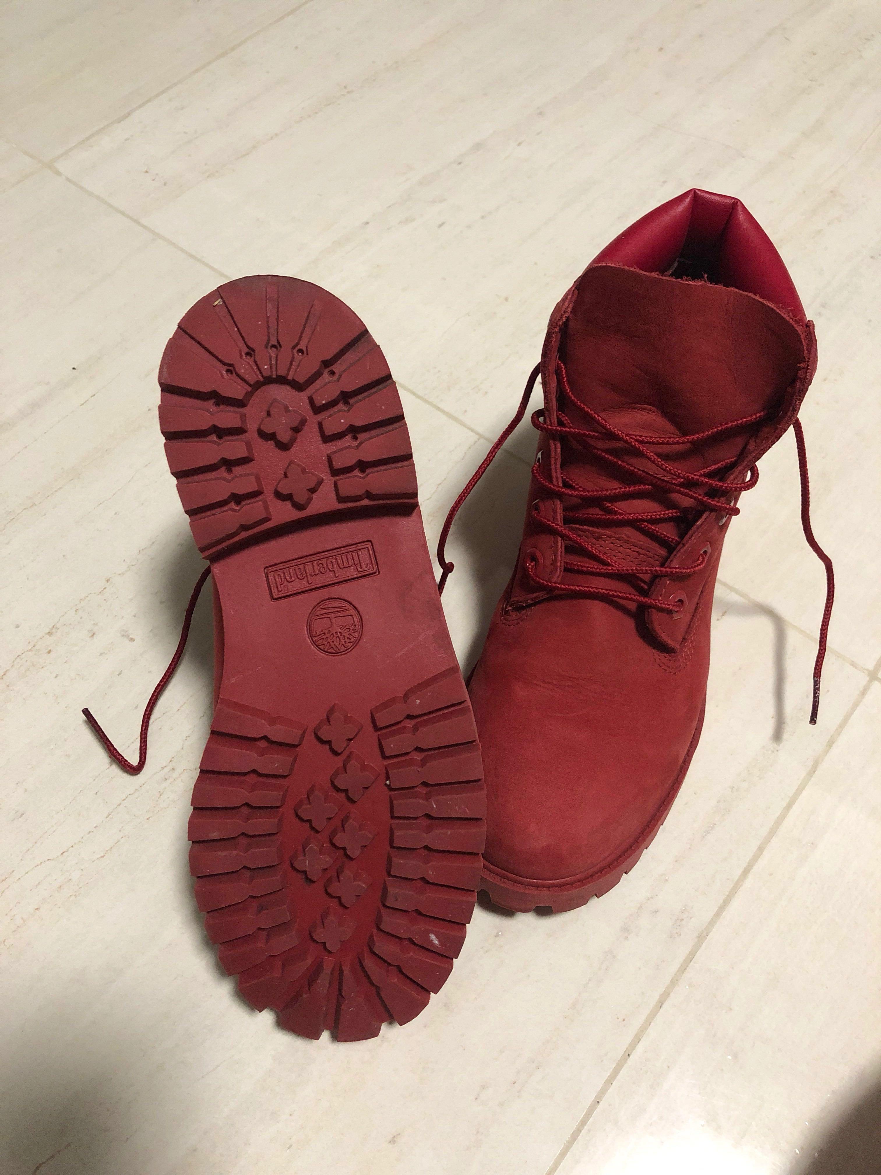 Red women hotsell timberland boots